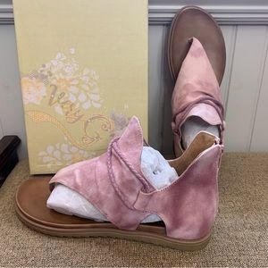 BOUTIQUE Blush Denim Sandal Zipper Back Rope Wrap Design Summer Fun Size 10 NEW